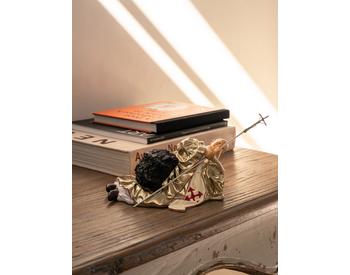 Maurizio Cattelan’s miniature “La Nona Ora”. Photo: courtesy Avant Arte.